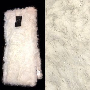 Tahari White Silver Tinsel Faux Fur Throw Blanket Luxury Holiday Christmas Decor